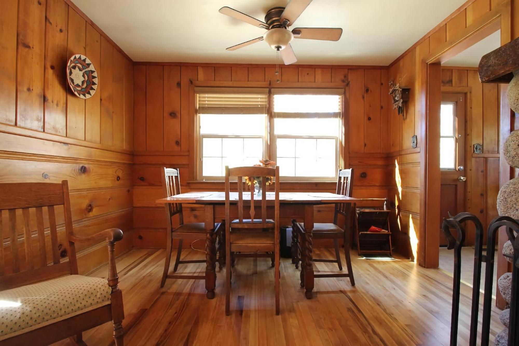 Ahwahnee-Be Vintage Cabin - Walk To Town! アイディルワイルド エクステリア 写真